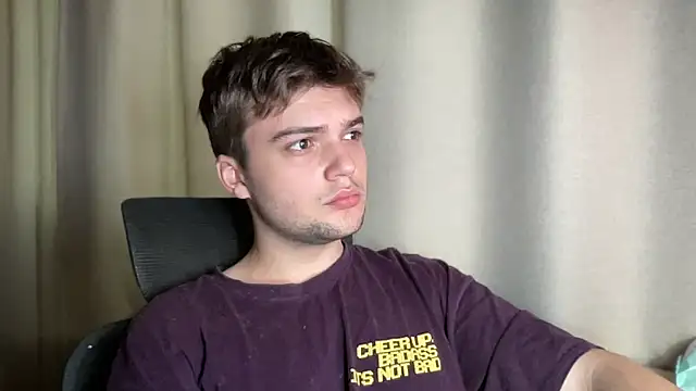 Snapshot of superfluboy_ chatting on December 2025 09:29:02 AM superfluboy online show from December 2025 09:29:02 AM