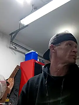 Snapshot of ironwood420 chatting on December 2024 10:38:02 AM ironwood420 online show from December 2024 10:38:02 AM