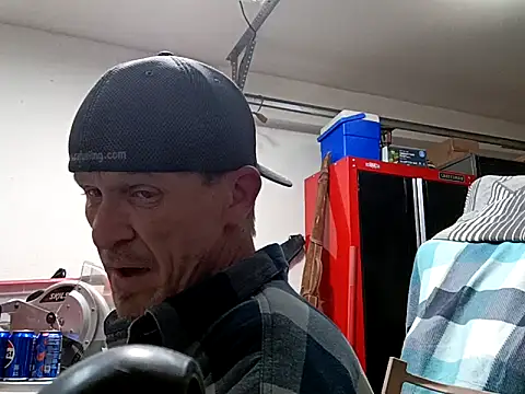 Snapshot of ironwood420 chatting on February 2025 02:04:01 PM ironwood420 online show from February 2025 02:04:01 PM