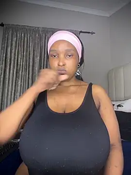 Snapshot of Bustygoddess32 chatting on November 2025 01:49:02 AM Bustygoddess32 online show from November 2025 01:49:02 AM