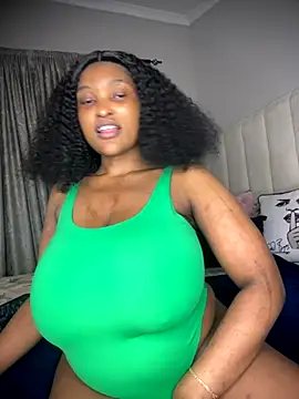 Snapshot of Bustygoddess32 chatting on November 2025 09:41:02 PM Bustygoddess32 online show from November 2025 09:41:02 PM