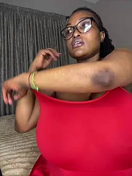 Bustygoddess32 online show from February 2026 09:00:02 PM