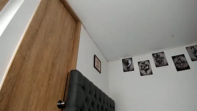 Snapshot of Bambi_gurl chatting on January 2025 01:24:01 AM Bambi gurl online show from January 2025 01:24:01 AM