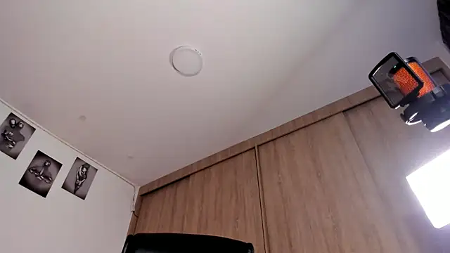 Snapshot of Bambi_gurl chatting on January 2025 01:22:02 AM Bambi gurl online show from January 2025 01:22:02 AM