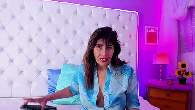 Snapshot of eva_loreti chatting on January 2025 06:36:02 AM eva loreti online show from January 2025 06:36:02 AM