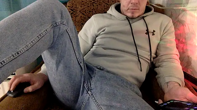 KristiDan online show from November 2025 07:29:01 PM