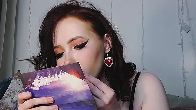 Snapshot of IrinaArt chatting on January 2025 06:48:01 PM IrinaArt online show from January 2025 06:48:01 PM