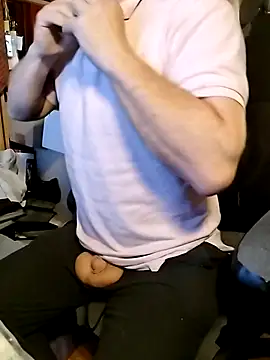 Snapshot of Tigerhill2023 chatting on September 2025 07:04:02 PM Tigerhill2023 online show from September 2025 07:04:02 PM