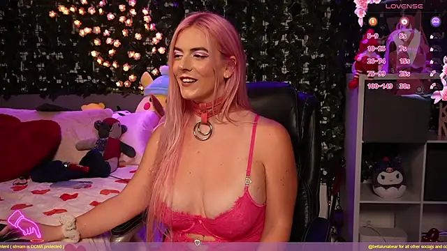 bellalunabear online show from February 2025 06:00:01 PM