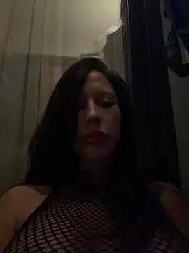 Snapshot of BellaGiaxx chatting on November 2025 01:19:02 AM BellaGiaxx online show from November 2025 01:19:02 AM