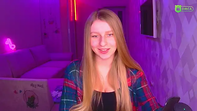 Snapshot of AmaliaQueen chatting on December 2024 02:10:02 PM AmaliaQueen online show from December 2024 02:10:02 PM