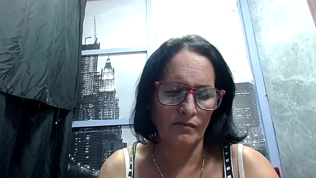 Nastylatinaxxx online show from November 2025 12:03:02 AM