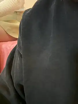 POCARI SWEAT online show from November 2025 05:28:02 AM