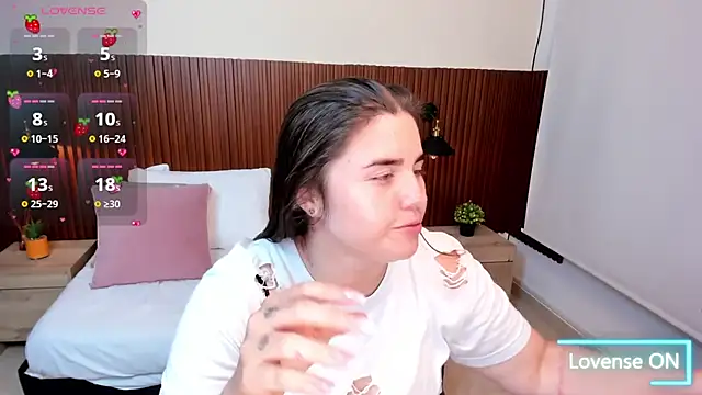 Snapshot of Aabby_lee chatting on November 2025 08:00:01 PM Aabby lee online show from November 2025 08:00:01 PM