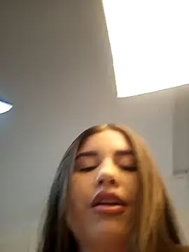 Snapshot of Aabby_lee chatting on December 2025 09:33:02 PM Aabby lee online show from December 2025 09:33:02 PM