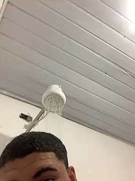 Snapshot of Casal_Safado_ chatting on December 2025 04:29:01 AM Casal Safado online show from December 2025 04:29:01 AM