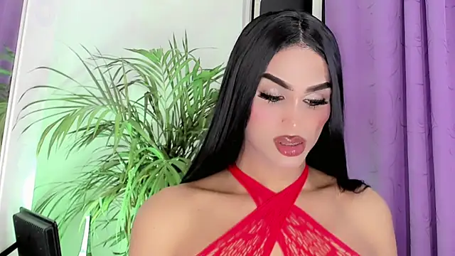 Snapshot of amal_baddell chatting on June 2026 08:29:01 AM amal baddell online show from June 2026 08:29:01 AM