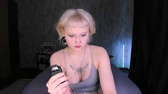 Snapshot of MariaMango chatting on October 2025 04:47:01 AM MariaMango online show from October 2025 04:47:01 AM