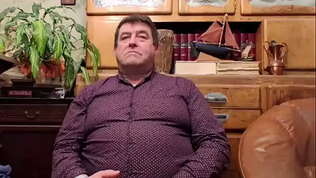 Snapshot of sympatrique chatting on January 2026 06:32:02 PM sympatrique online show from January 2026 06:32:02 PM