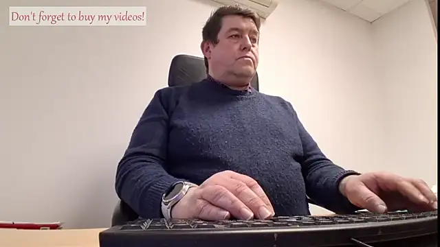 Snapshot of sympatrique chatting on January 2026 03:37:02 PM sympatrique online show from January 2026 03:37:02 PM