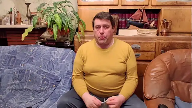 Snapshot of sympatrique chatting on January 2026 08:12:01 PM sympatrique online show from January 2026 08:12:01 PM