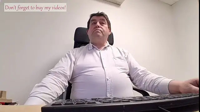 Snapshot of sympatrique chatting on February 2026 04:46:01 PM sympatrique online show from February 2026 04:46:01 PM