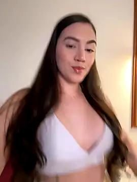 Snapshot of Amelia_Rouse chatting on November 2025 06:41:02 PM Amelia Rouse online show from November 2025 06:41:02 PM