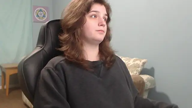 TreeJeanne online show from December 2024 07:46:02 PM