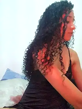 lessaeumesma8 online show from September 2025 06:35:02 PM