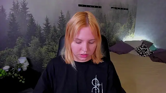 Snapshot of Stacy_Luv chatting on November 2025 09:07:02 AM Stacy Luv online show from November 2025 09:07:02 AM