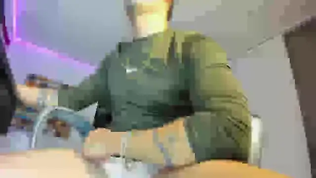 charlie hotxxx online show from March 2025 02:04:02 AM