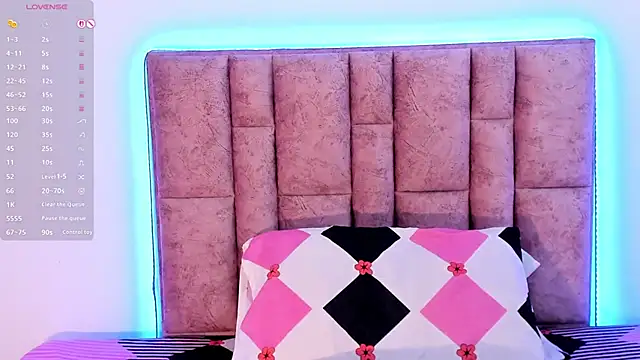 miahkumar online show from February 2026 12:24:01 PM