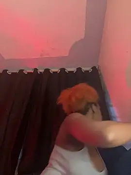 Snapshot of Cherrytowild chatting on April 2026 03:29:02 AM Cherrytowild online show from April 2026 03:29:02 AM