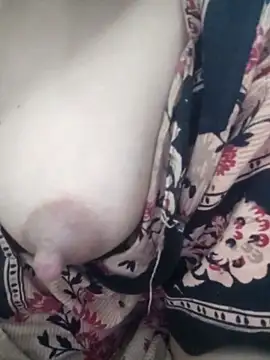 Snapshot of Aaradhya chatting on March 2025 01:16:01 AM Aaradhya online show from March 2025 01:16:01 AM