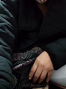 Snapshot of Aaradhya chatting on December 2025 03:45:02 AM Aaradhya online show from December 2025 03:45:02 AM