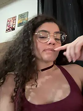 Snapshot of izumikarol chatting on June 2026 02:45:02 AM izumikarol online show from June 2026 02:45:02 AM