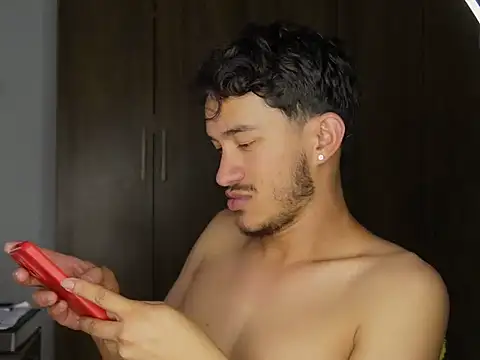 Snapshot of FelipheLive chatting on February 2026 05:23:01 AM FelipheLive online show from February 2026 05:23:01 AM