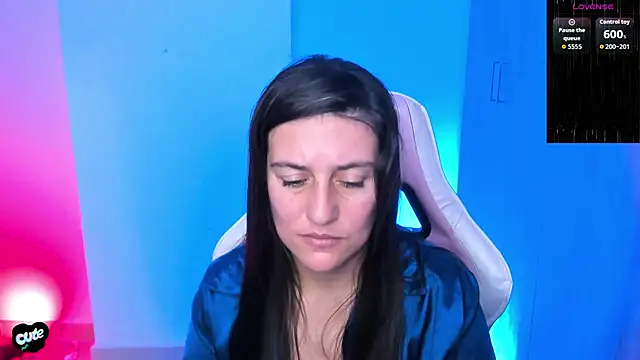 Saskyaa online show from January 2026 07:11:01 PM