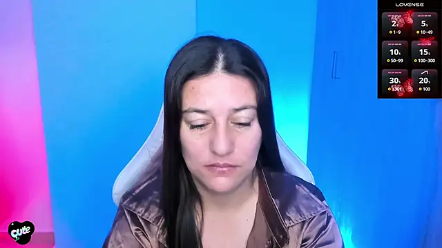 Saskyaa online show from April 2026 04:07:01 PM