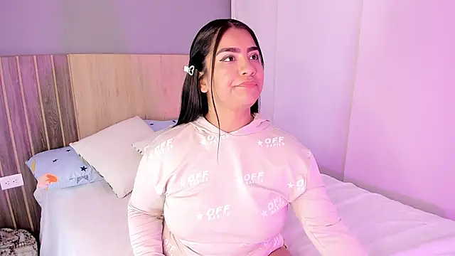 hannnasmith online show from November 2025 03:07:01 AM