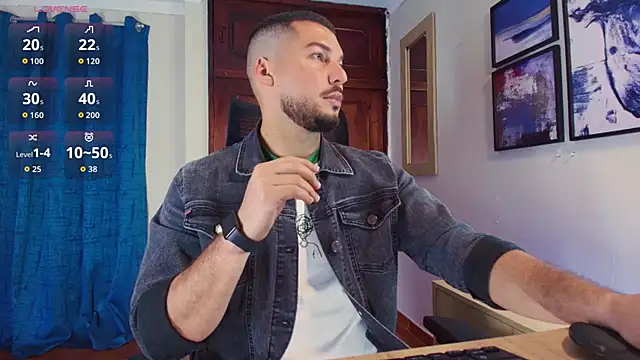 HenryBenso online show from October 2025 04:24:02 PM