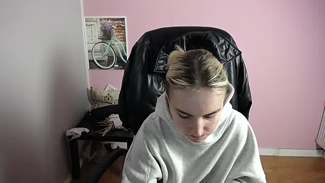 viktoria lovely online show from April 2026 07:17:02 AM