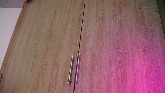 aidaadams online show from November 2025 11:21:02 AM