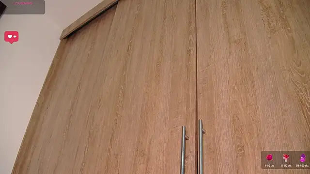 aidaadams online show from February 2026 11:17:01 AM