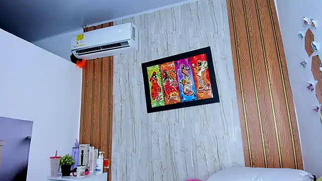 Alika01 online show from March 2026 01:55:01 PM