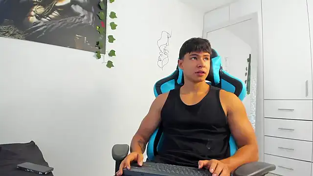 Bray Kevin online show from December 2024 04:17:01 PM