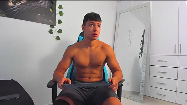 Bray Kevin online show from March 2025 04:44:02 PM