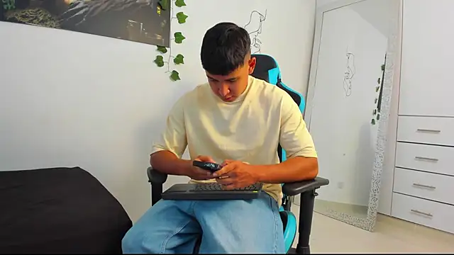 Bray Kevin online show from March 2025 03:05:02 PM