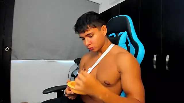 Bray Kevin online show from October 2025 05:32:02 PM