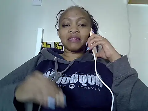 Snapshot of Brown_sexy chatting on November 2025 08:29:01 PM Brown sexy online show from November 2025 08:29:01 PM